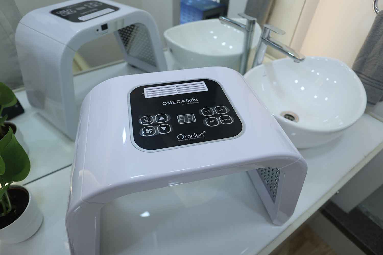 Infra Machine for skin treatment